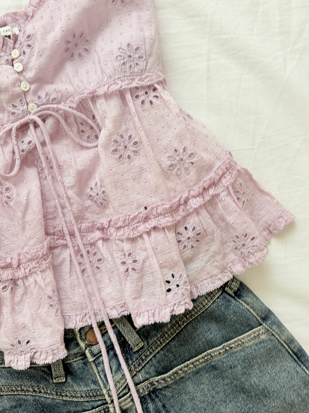 Lavender eyelet