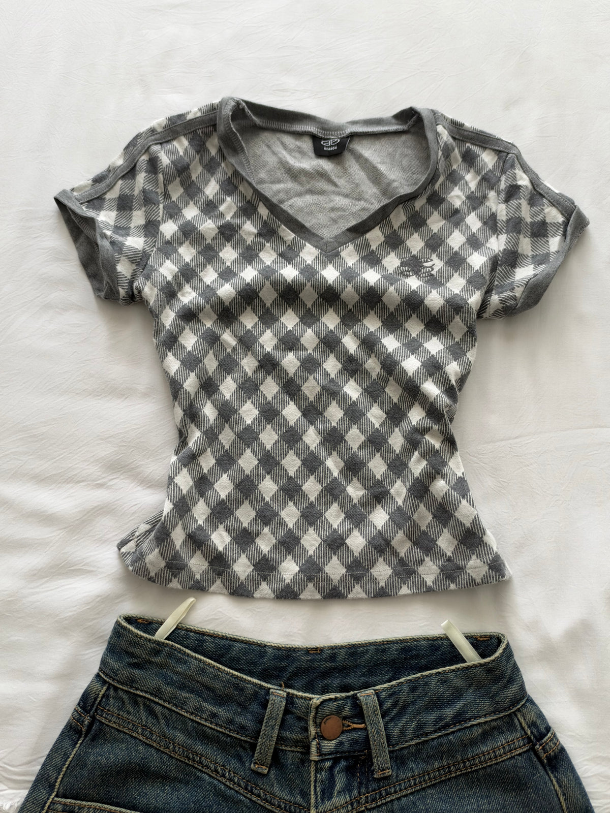 Grey checks top
