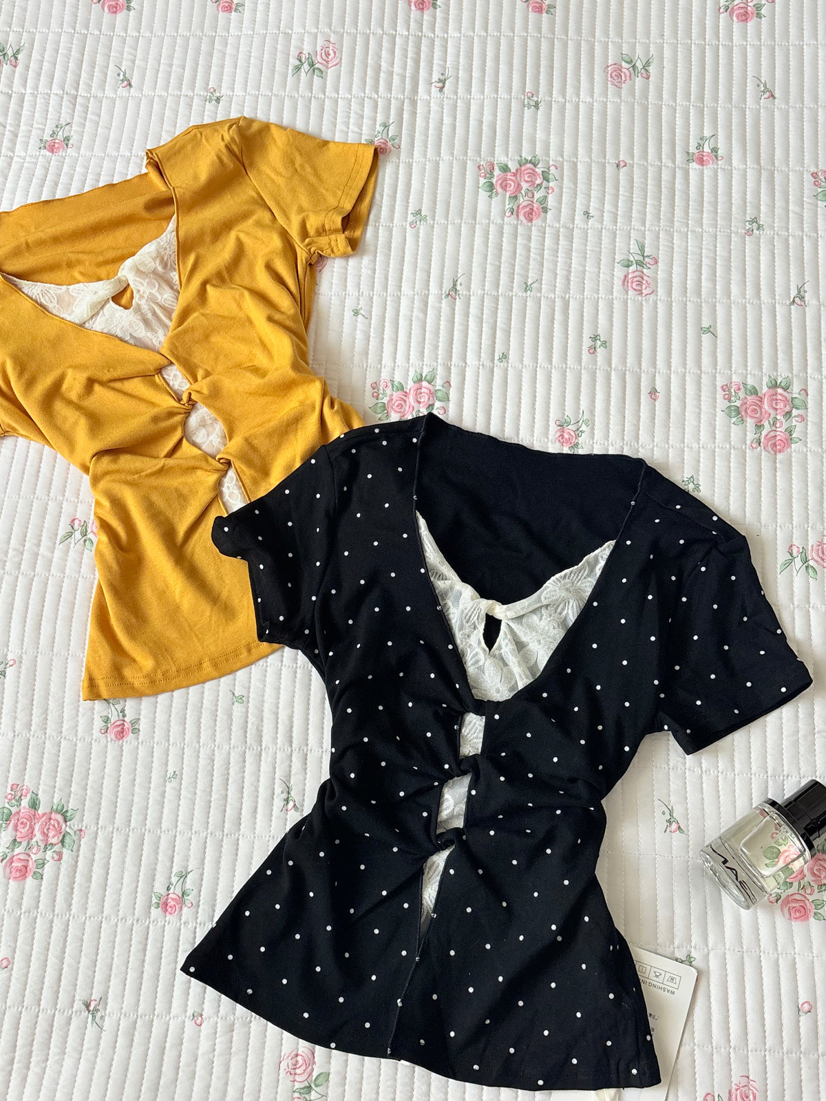 Twist tie layered top