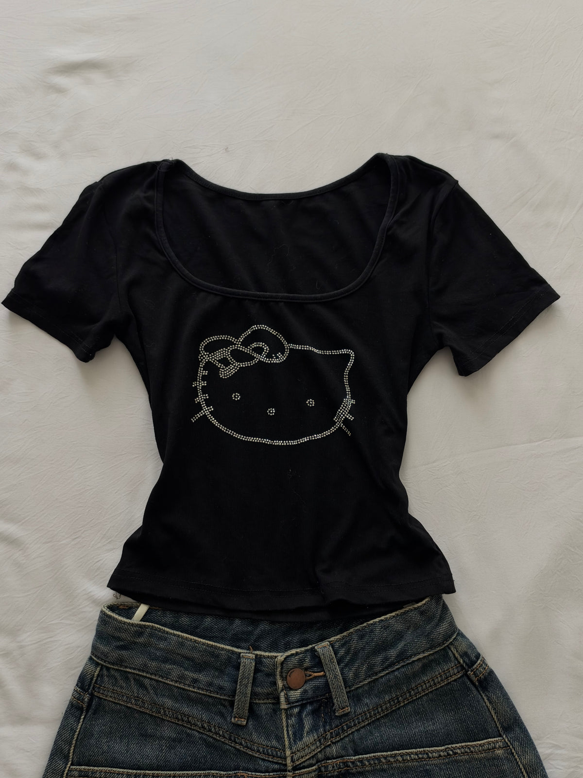 Hello kitty tee