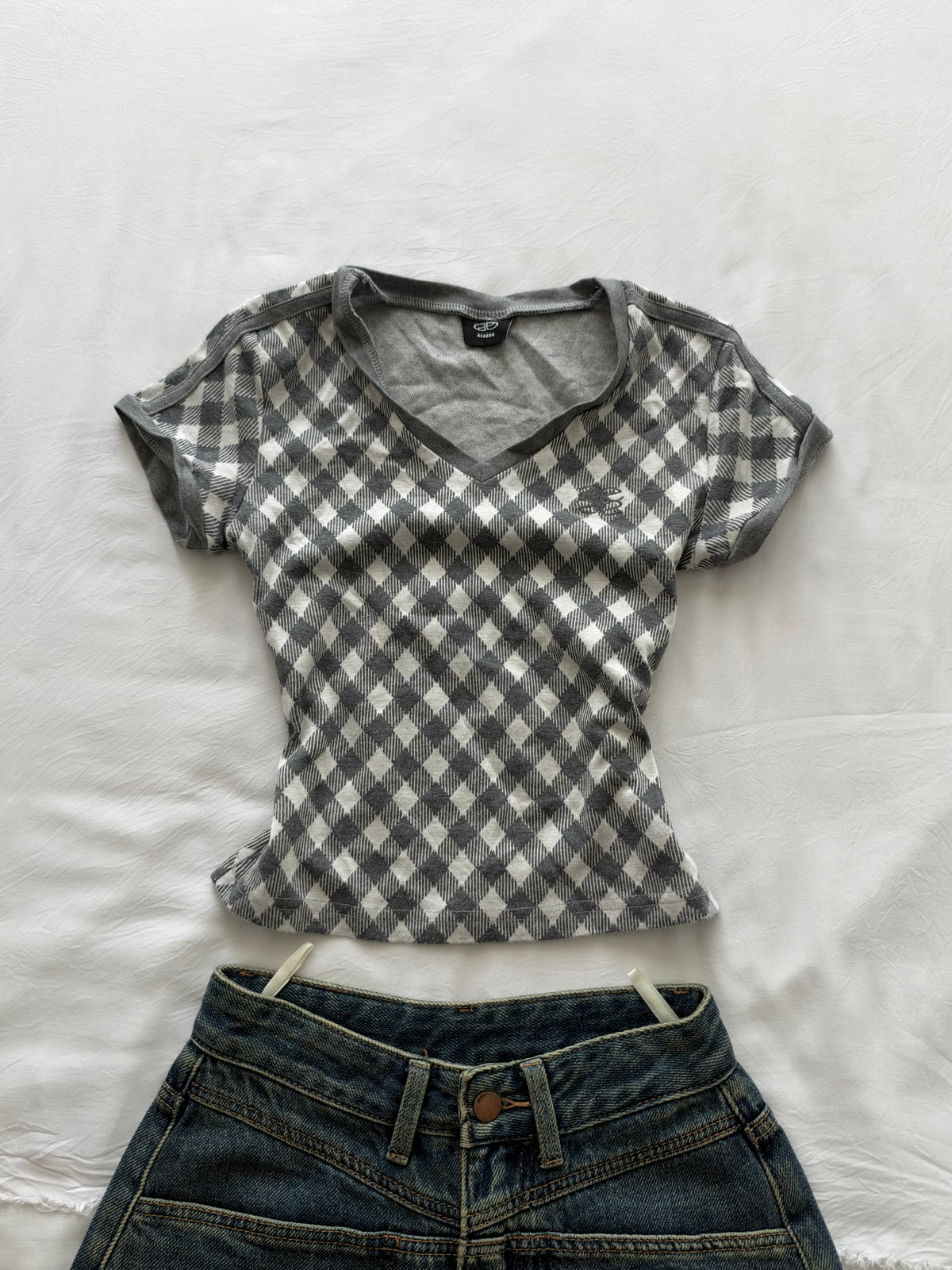 Grey checks top
