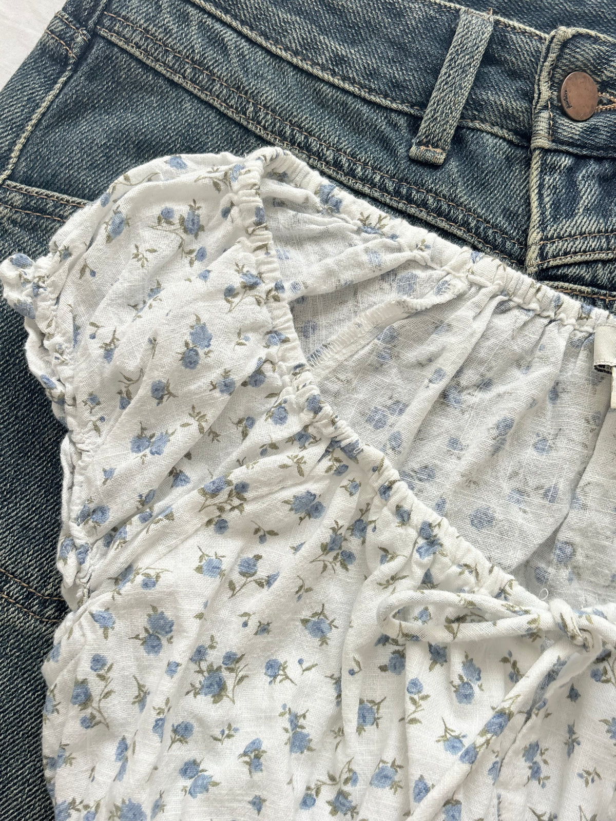 Blue floral top