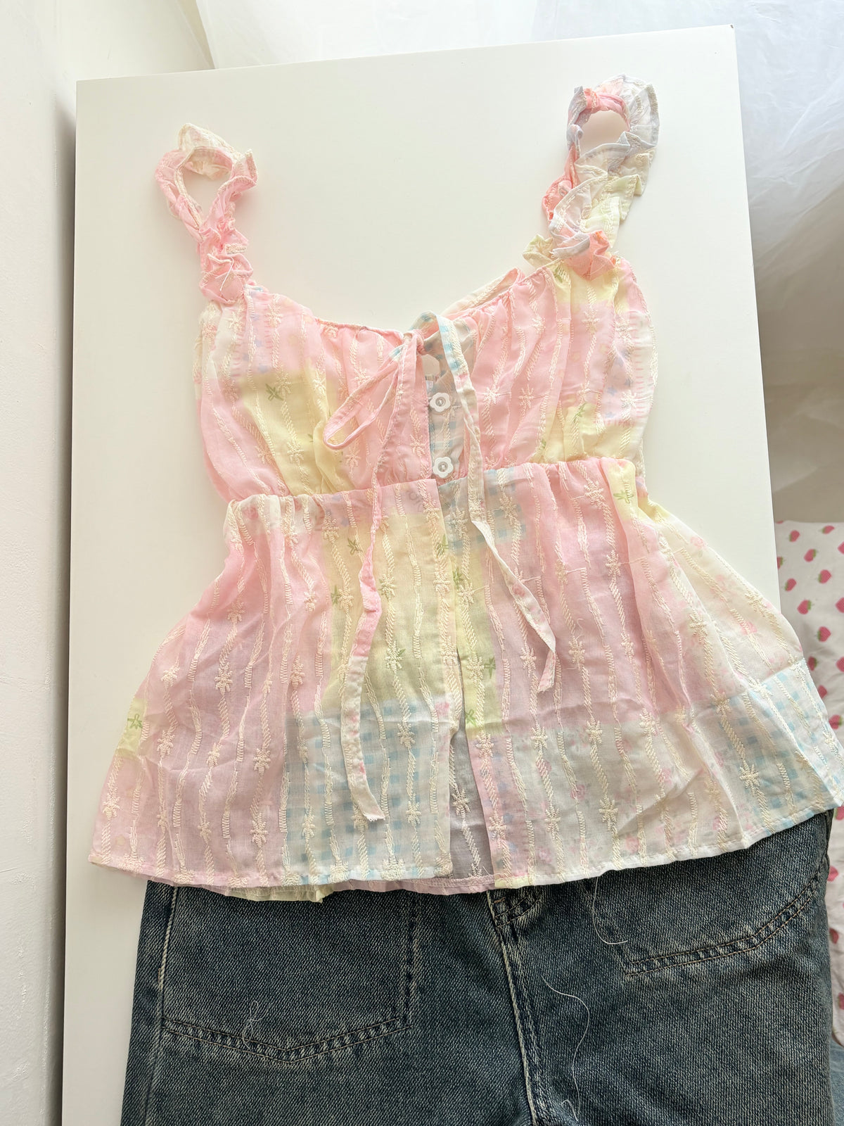 Milo colourful top