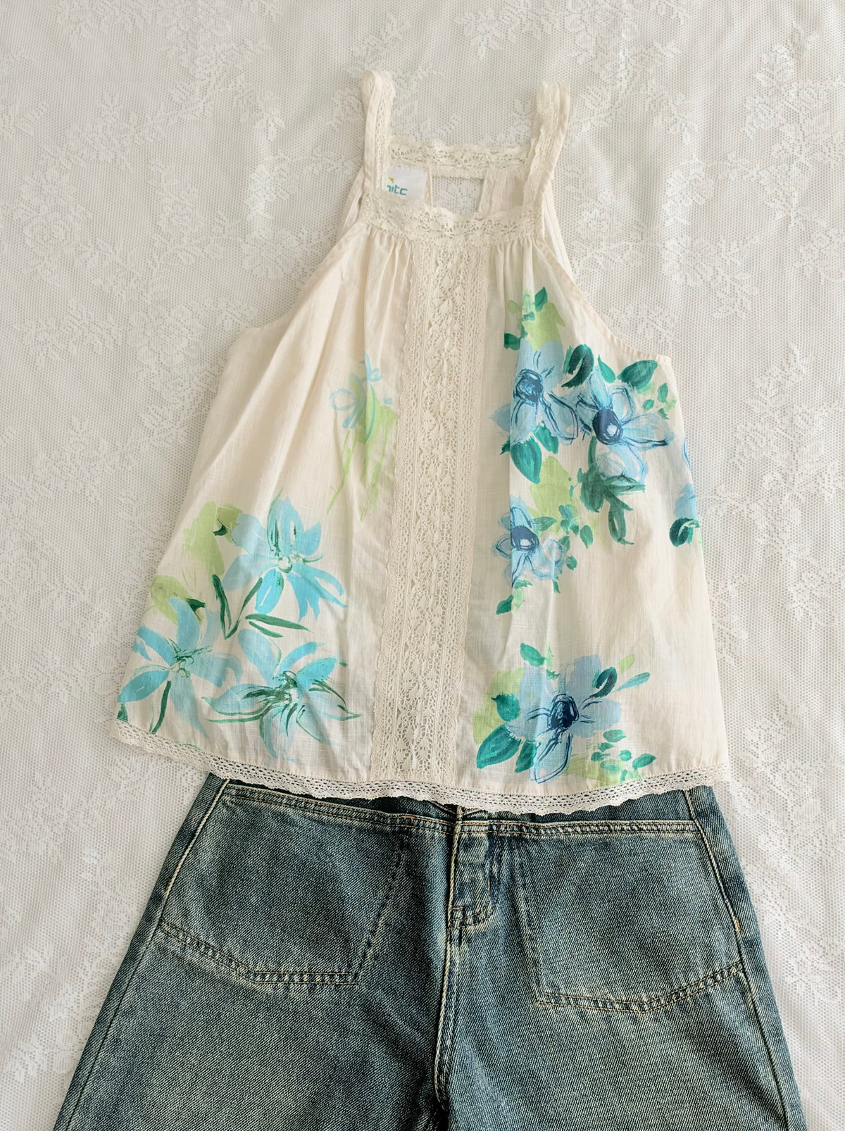 Blue floral top
