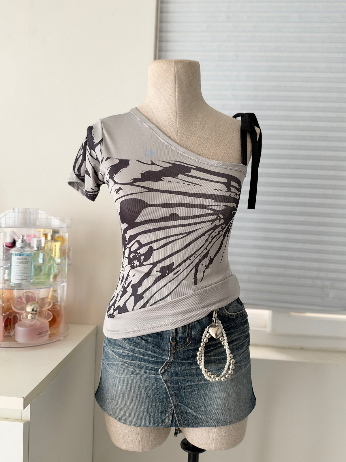 Butterfly one shoulder top