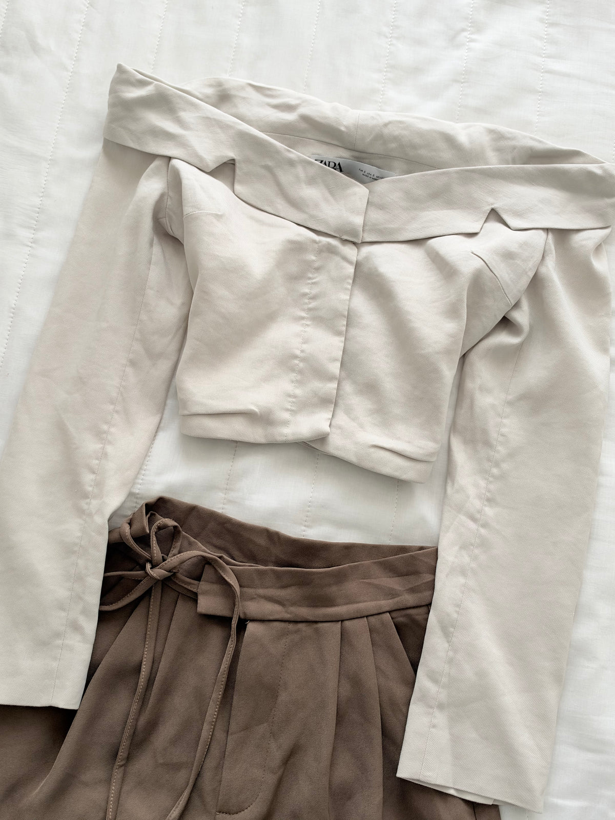 Zara off shoulder blazer top