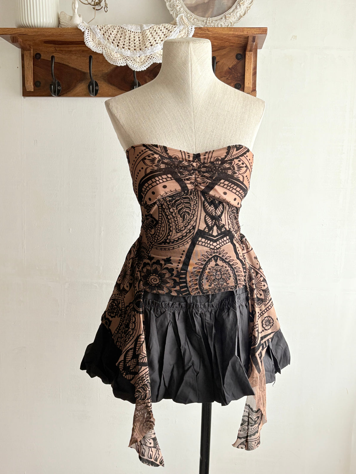 Tube ruffle top