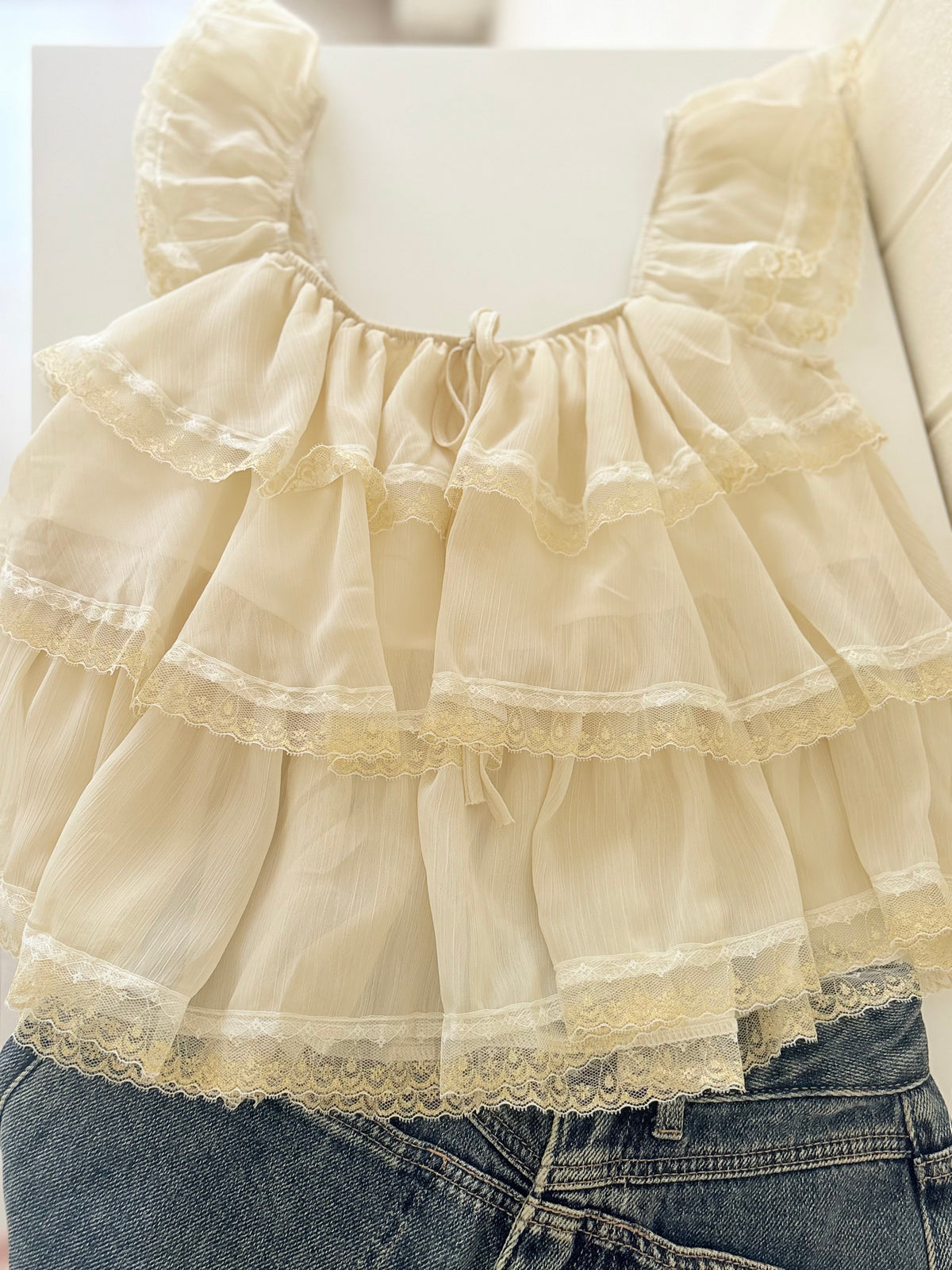 Ella top in yellow