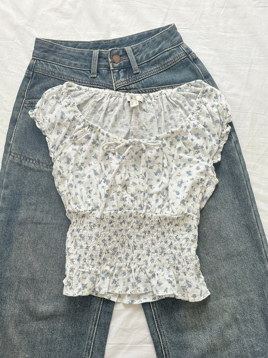 Blue floral top