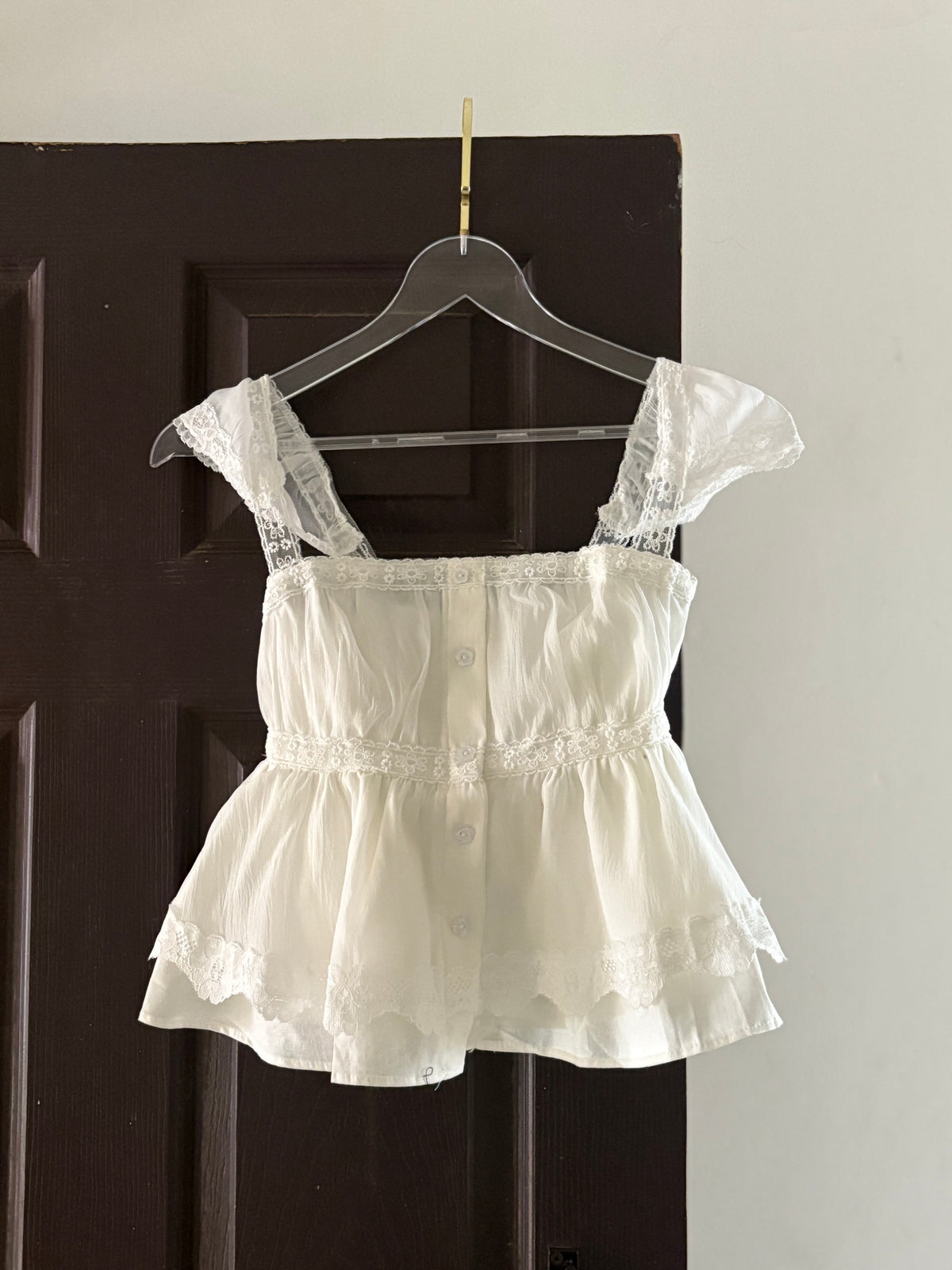 Lucy top in white