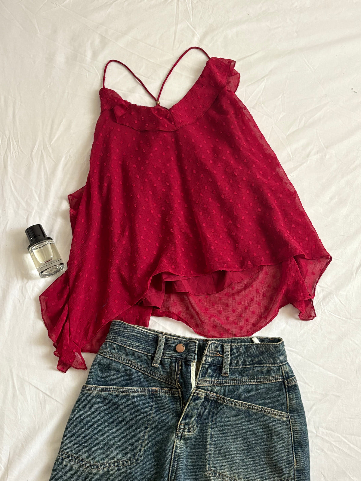 Maroon ruffle a line