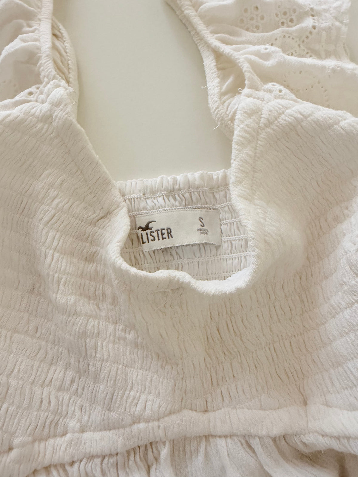 Hollister ruched top