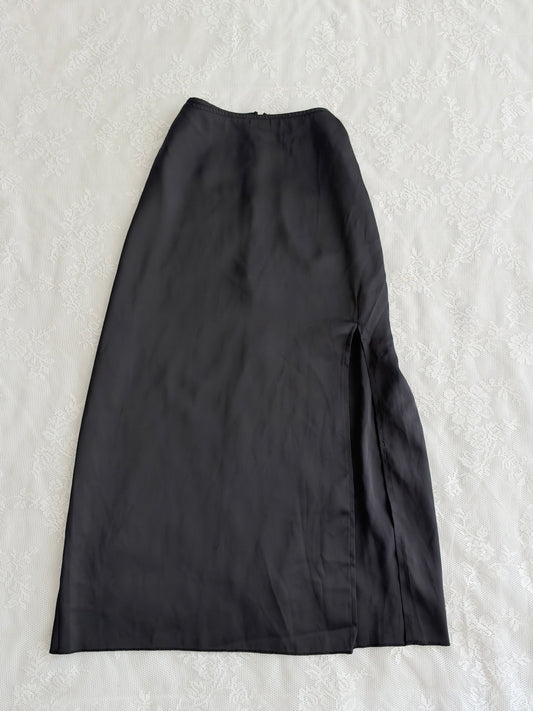 Black satin slit skirt