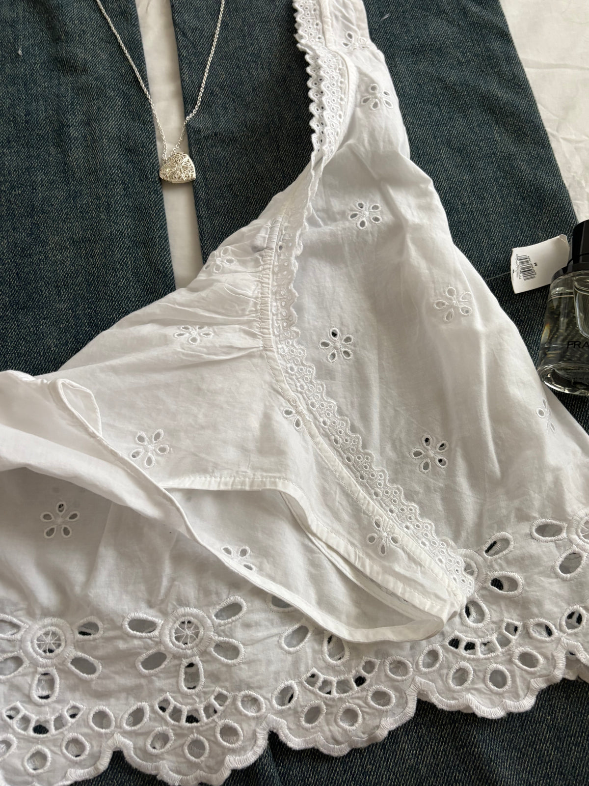 White eyelet