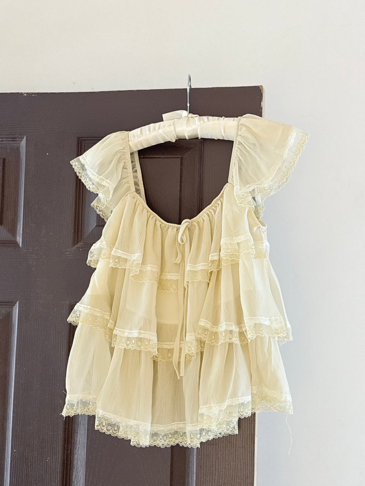 Ella top in yellow