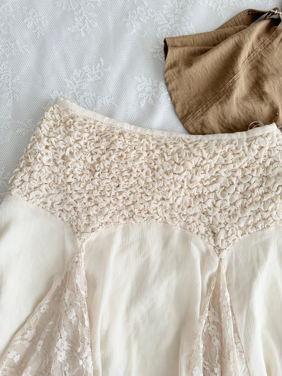 Ruffle skirt