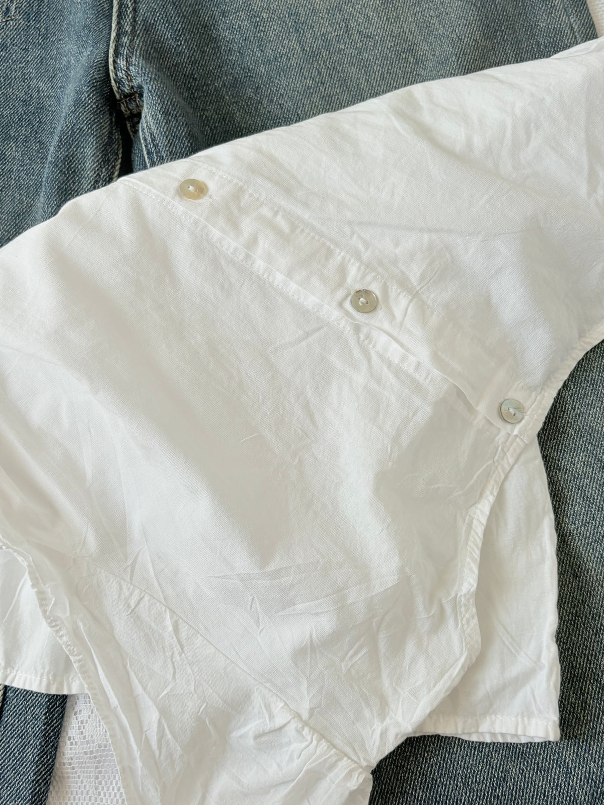White cottage top