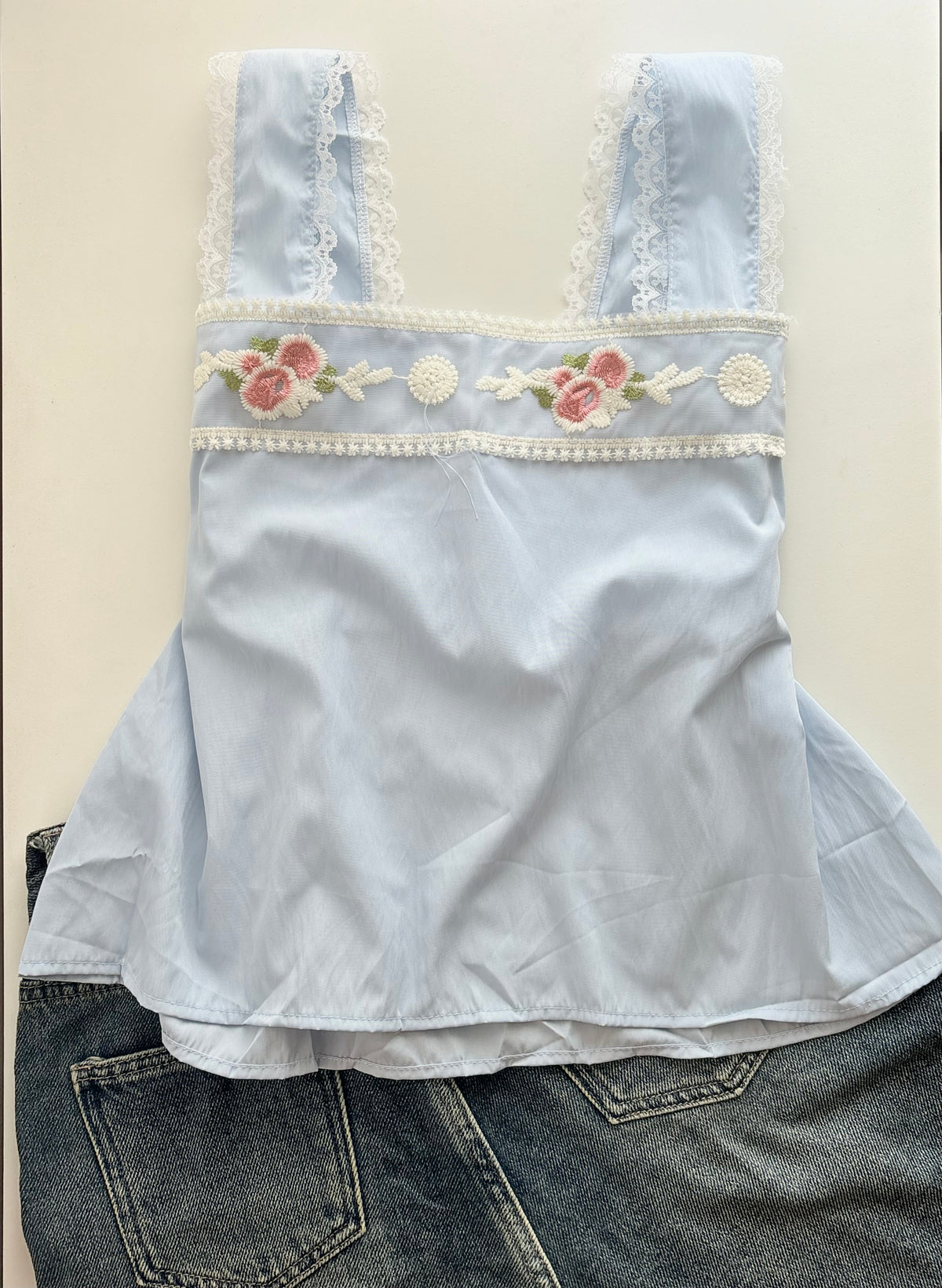 Daphne embroidered top